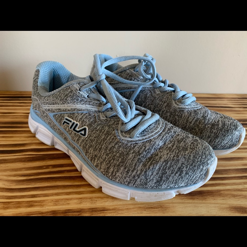 Fila Shoes Sz 6 Women’s